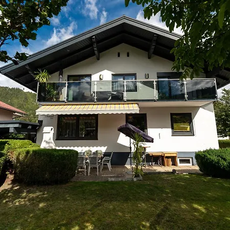 Im Haus Tonerl